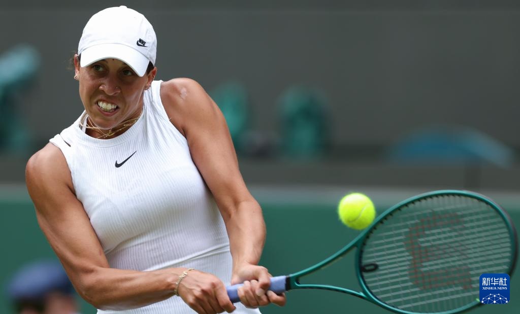 持强硬的竞 持强硬的竞